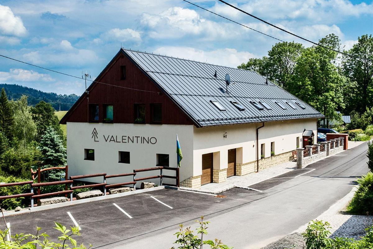 Penzion Valentino Bedřichov Eksteriør billede